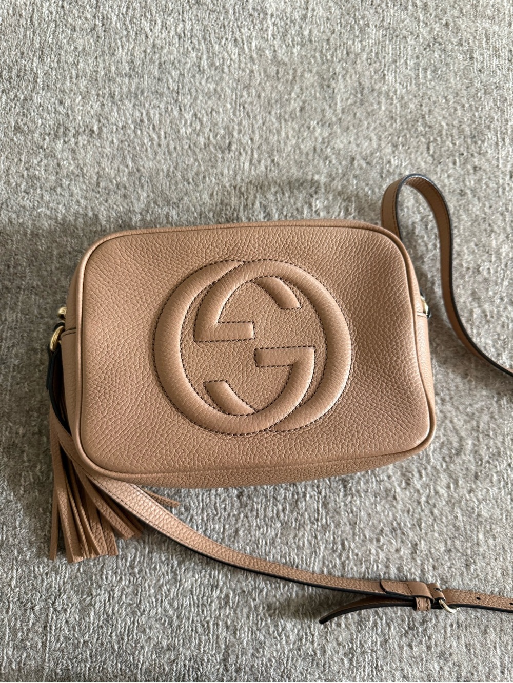 EXCELLENT CONDITION! Interlocking G Gucci Soho Disco Crossbody Leather Bag
